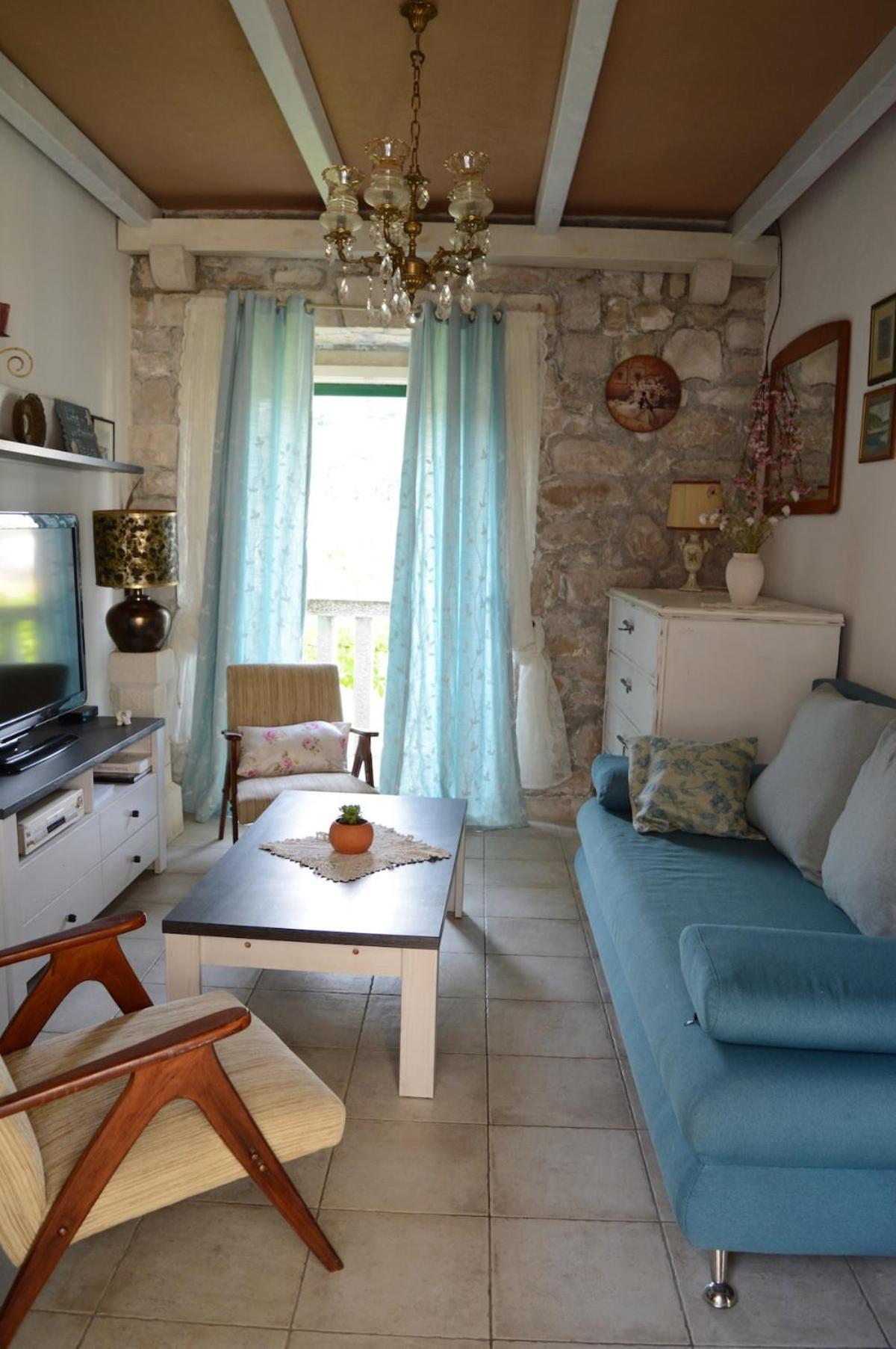 Вилла Visilo Stone House Пучишча Экстерьер фото